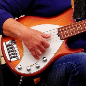 ELECTRIC GUITAR COURSES
